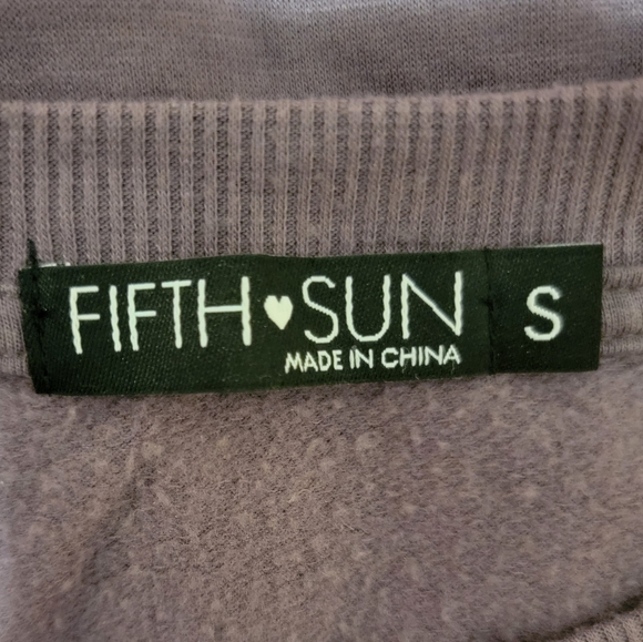 Fifth Sun Size Small Lightweight Lavender Celestial Graphic Sweatshirt 🍂FALL🍂 - Picture 5 of 7
